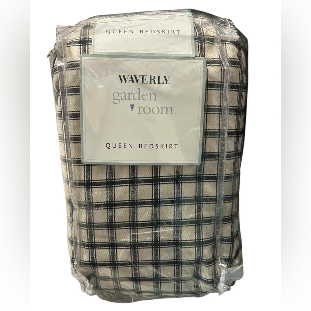 Waverly Garden Room Wellington NEW Queen Size Dust Ruffle Bedskirt New F…